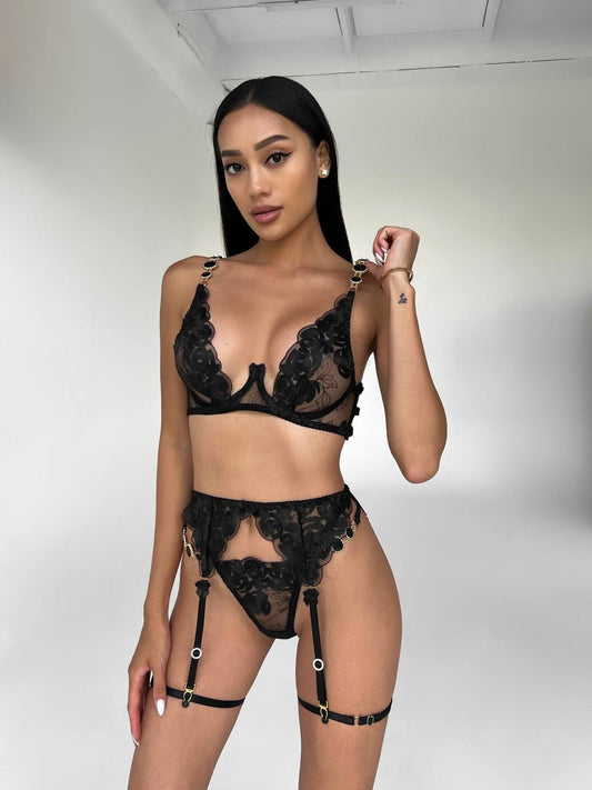 Jewel lace lingerie set